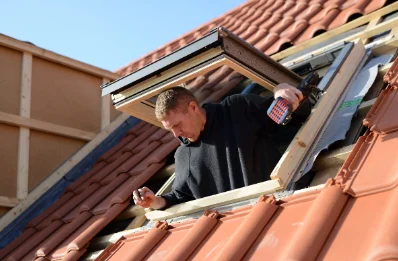 Pose de fenêtres de toit Velux à Selve